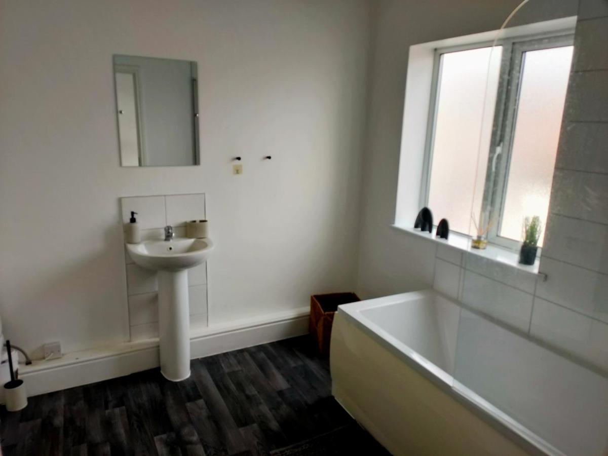 Wentworth Road Accomodation Doncaster Exteriör bild